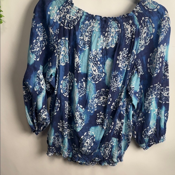 Chaps Blue Patterned Blouse - Picture 10 of 11
